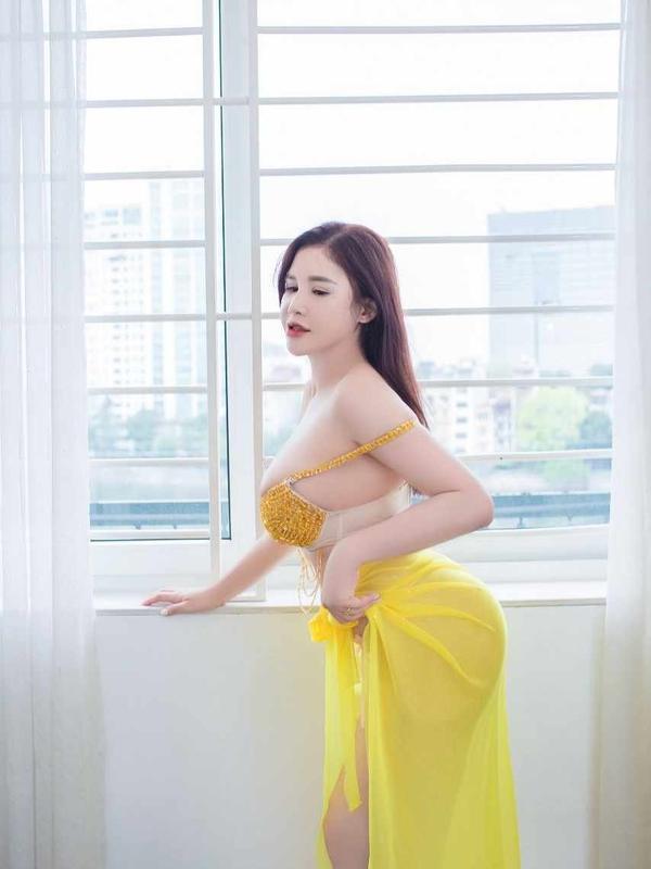 Discover Unforgettable Moments with Keiko Blaze’s Enchanting Presence